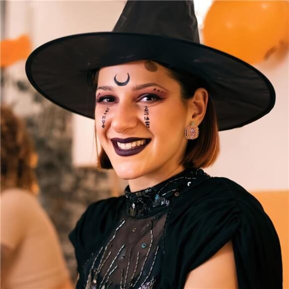 🎃 Rhinestone Pumpkin Earrings – Sparkling Halloween Jewelry for Women - Picture 3 of 4